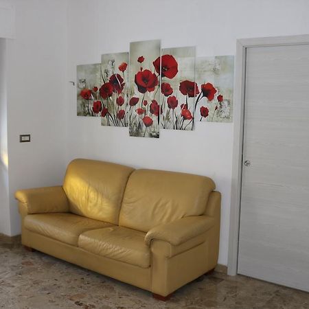 Via Bellini 57 Villa Aradeo Bagian luar foto