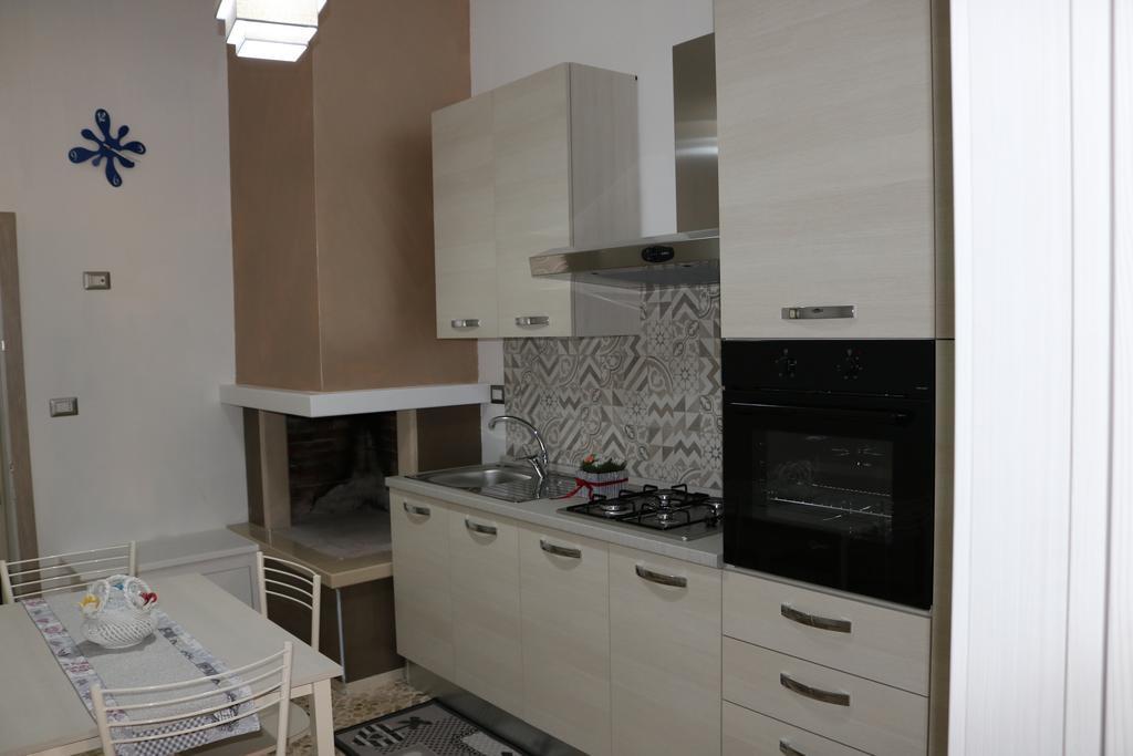 Via Bellini 57 Villa Aradeo Bagian luar foto